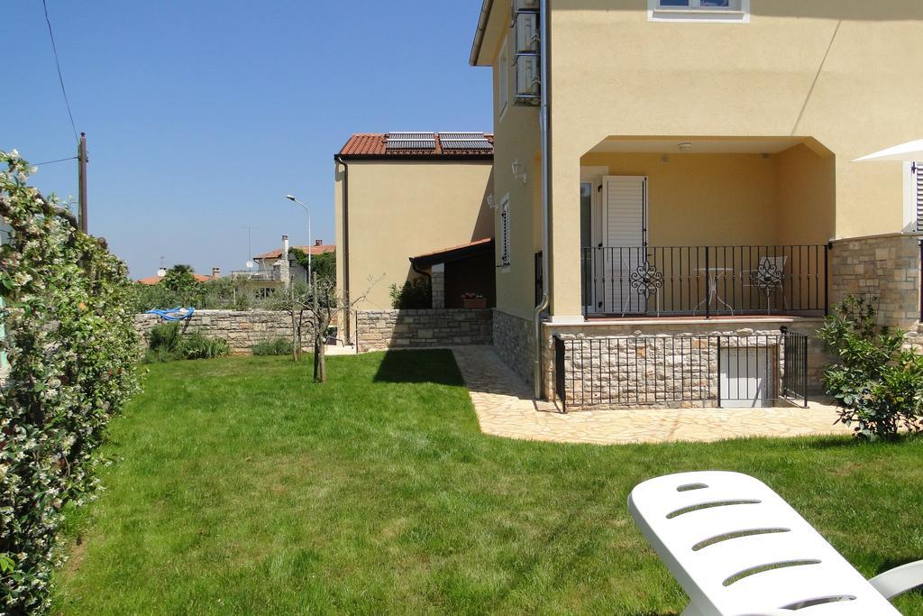Apartments Villa Ela Умаг Екстер'єр фото
