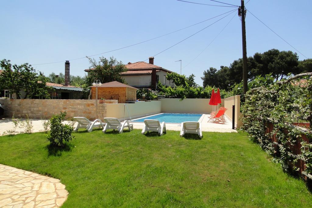Apartments Villa Ela Умаг Екстер'єр фото