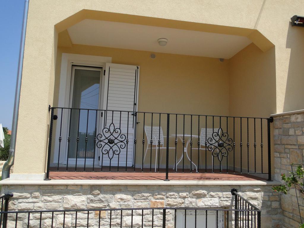 Apartments Villa Ela Умаг Екстер'єр фото